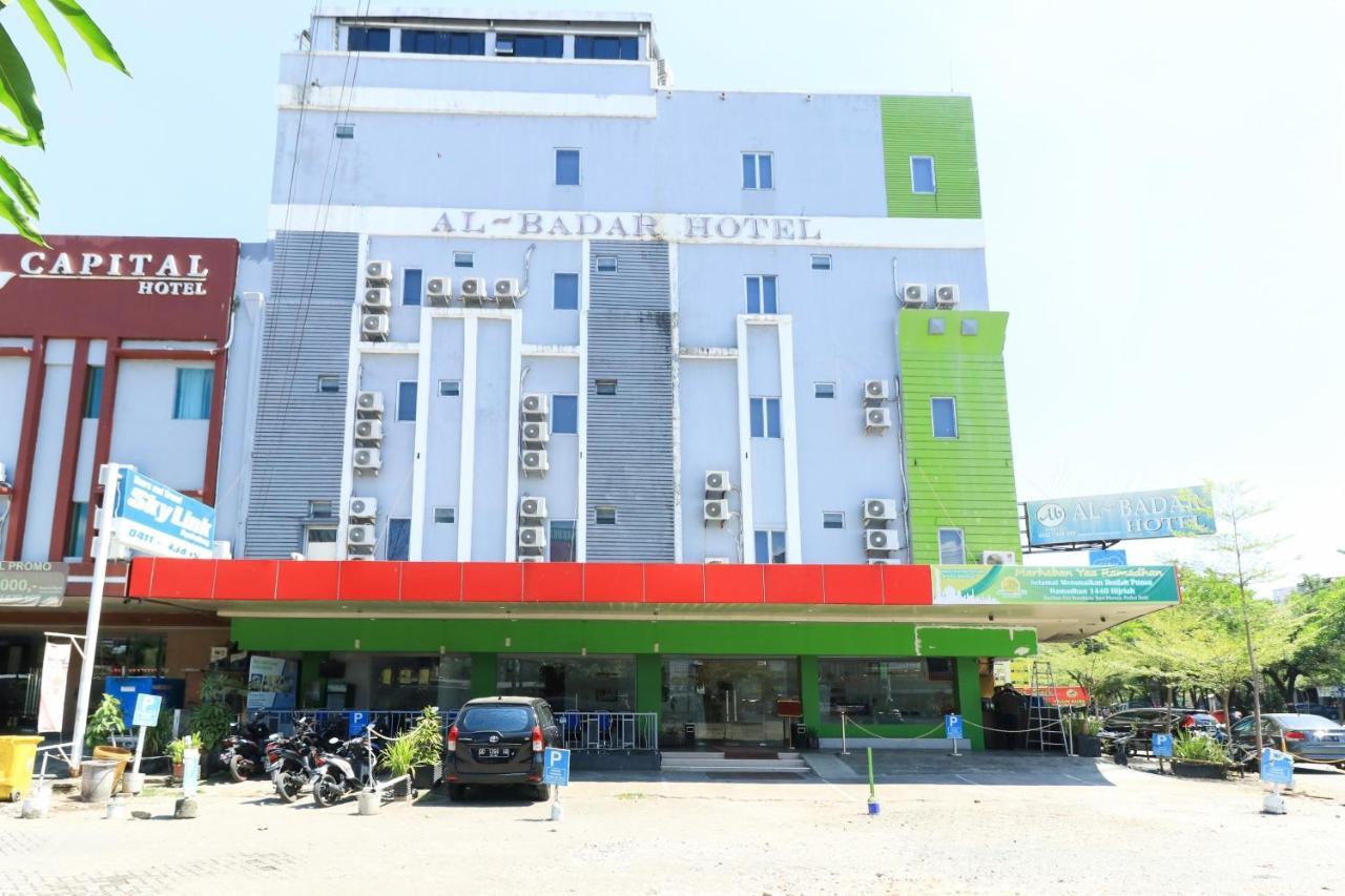 Al-Badar Hotel Syariah Makassar Exterior foto