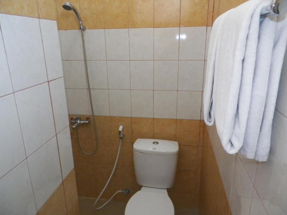 Al-Badar Hotel Syariah Makassar Zimmer foto