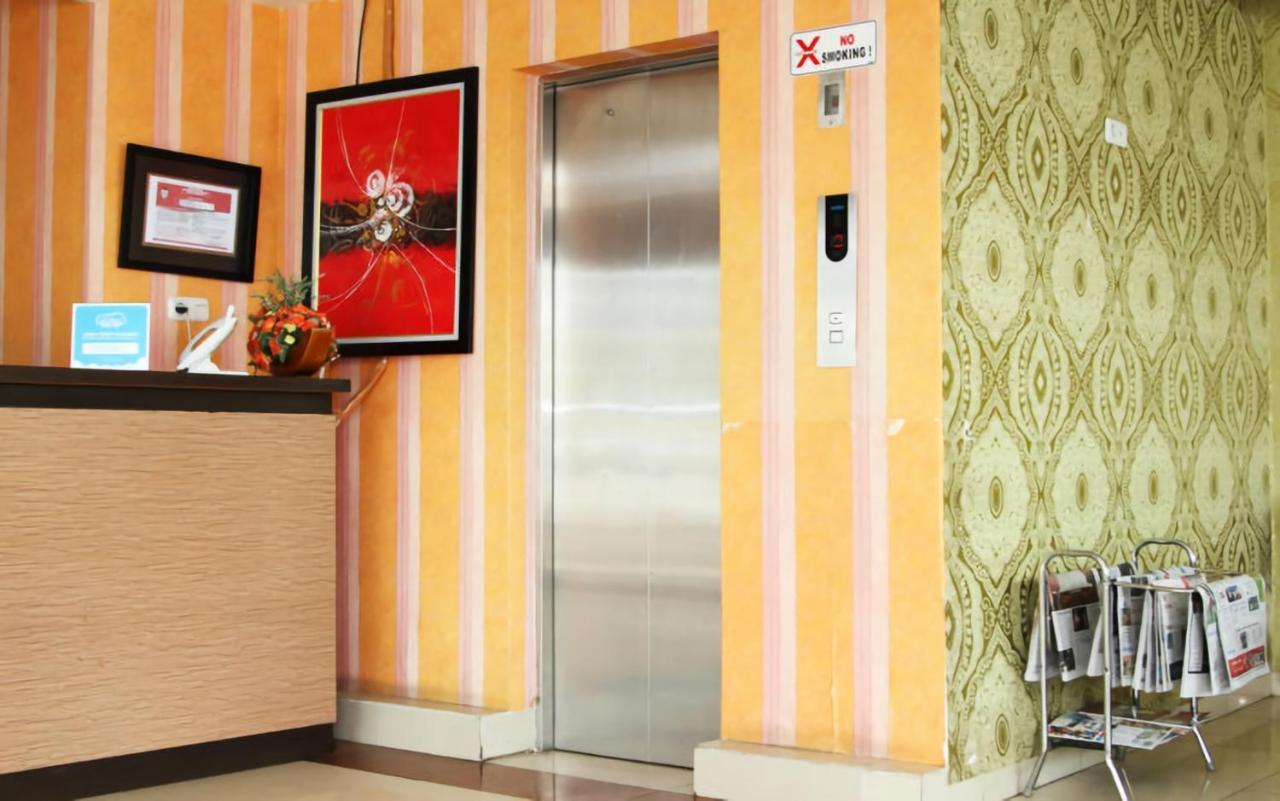 Al-Badar Hotel Syariah Makassar Exterior foto