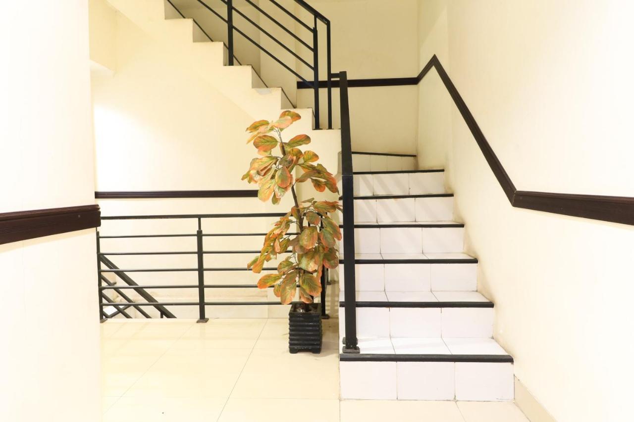 Al-Badar Hotel Syariah Makassar Exterior foto