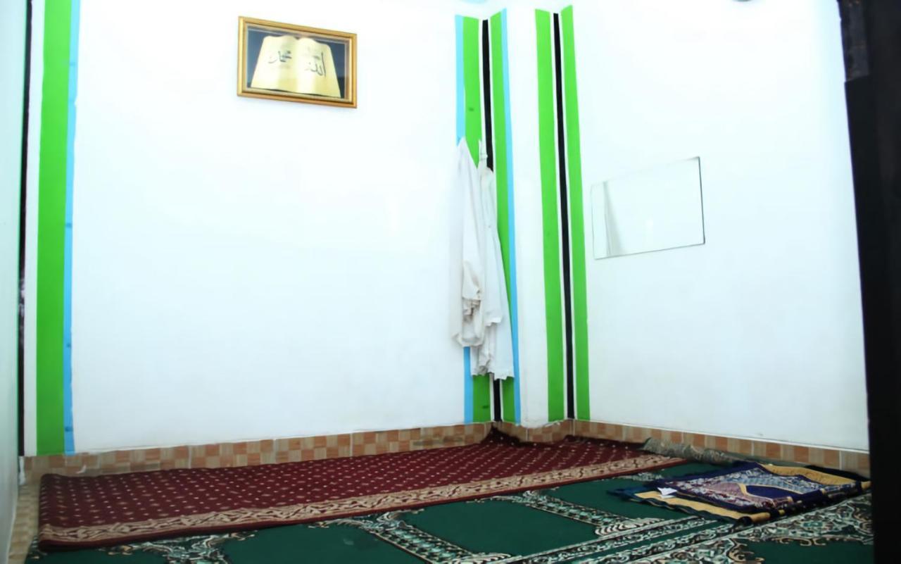 Al-Badar Hotel Syariah Makassar Exterior foto
